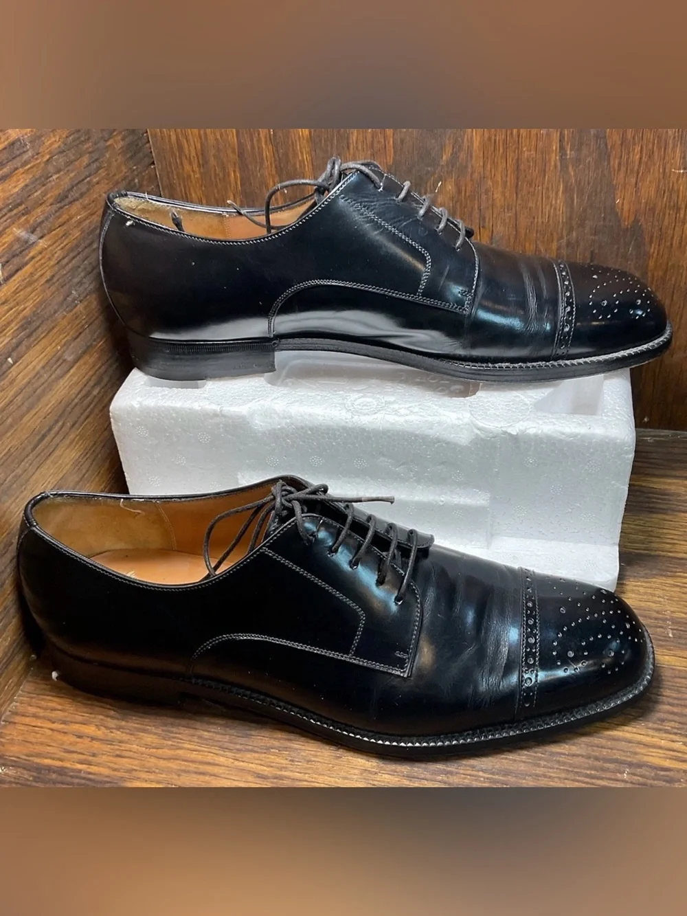 Vintage SALVATORE FERRAGAMO Black Leather Cap Toe Men Shoes Size   7.5D